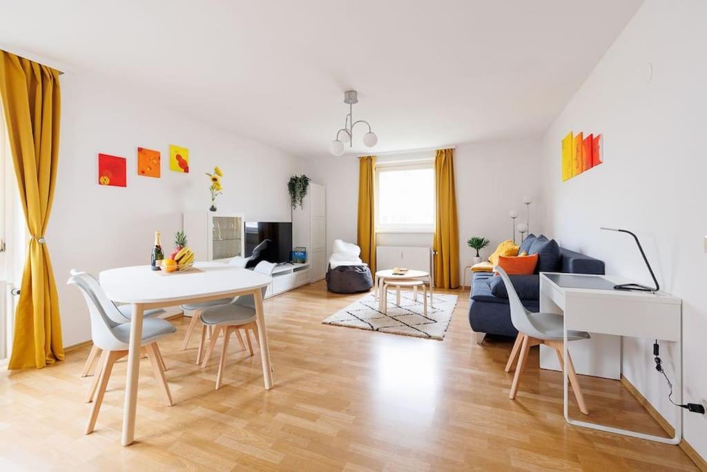 New! Cozy & Lovely Home In The 3Rd District Відень Екстер'єр фото