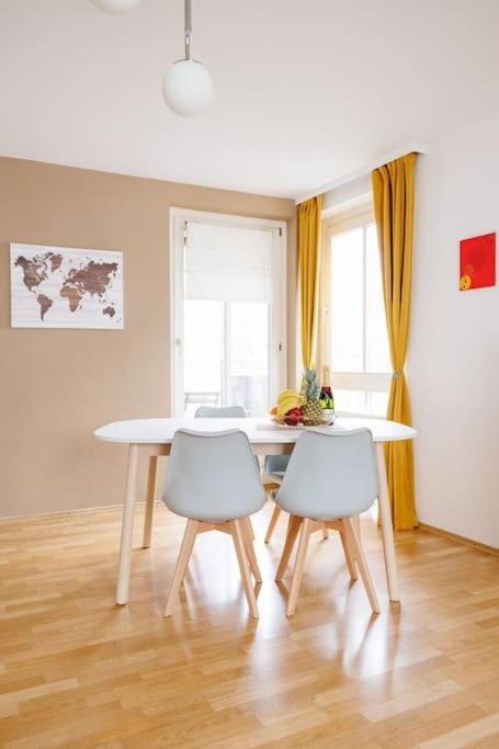 New! Cozy & Lovely Home In The 3Rd District Відень Екстер'єр фото