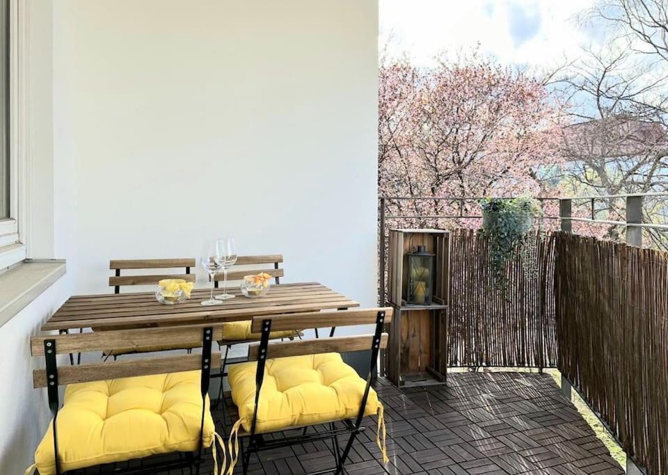 New! Cozy & Lovely Home In The 3Rd District Відень Екстер'єр фото